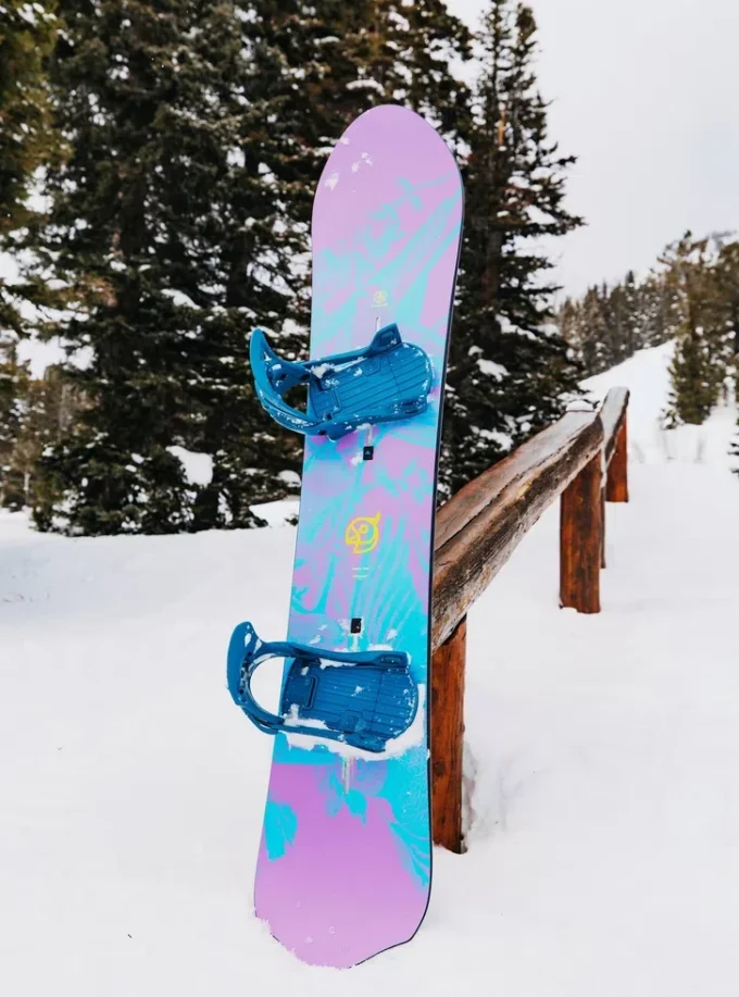 Burton Family Tree Alekesam Camber Snowboard Burton Family Tree Alekesam Camber Snowboard