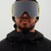 Maschera Anon Sync + lente bonus – Vestibilità a ponte basso Maschera Anon Sync + lente bonus – Vestibilità a ponte basso