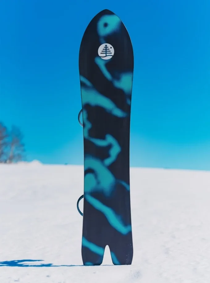 Snowboard Burton Family Tree 3D Channel Surfer Flat Top Snowboard Burton Family Tree 3D Channel Surfer Flat Top